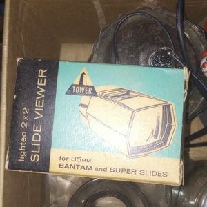 Lighted 2x2 slide viewer